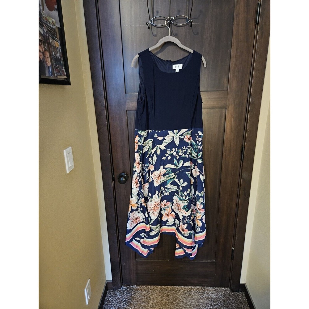 EUC Elle Women's Sleeveless Stretch Knit Navy Blue Floral Long Dress Size XL